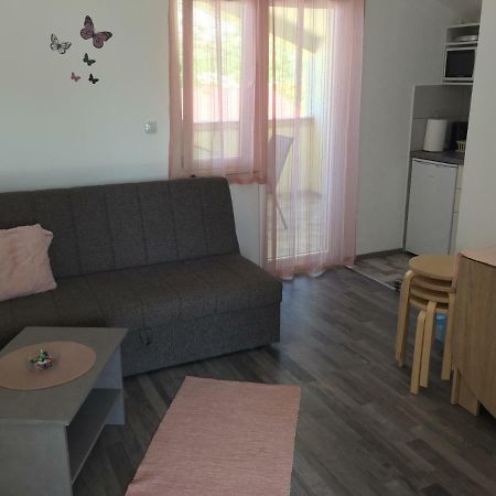 Apartmani Verica คาร์โลบัก ภายนอก รูปภาพ