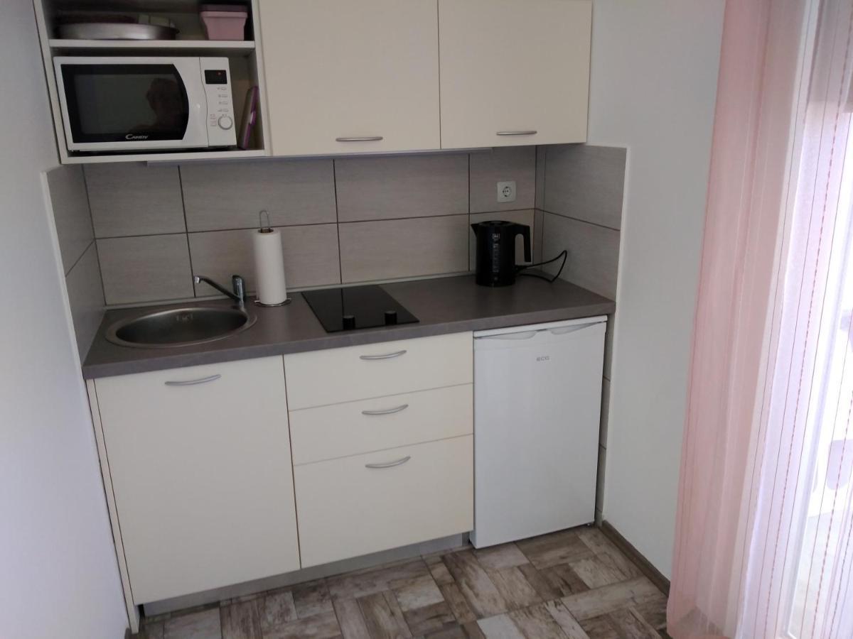 Apartmani Verica คาร์โลบัก ภายนอก รูปภาพ