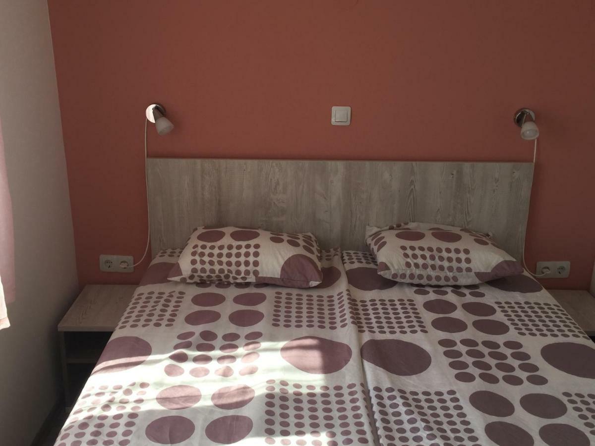 Apartmani Verica คาร์โลบัก ภายนอก รูปภาพ